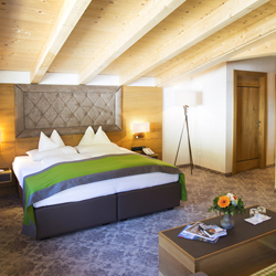 Doppelzimmer im 4 Sterne Hotel Lanersbacher Hof